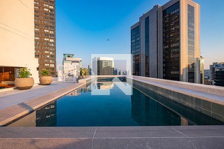 Piscina de kitnet/studio para alugar com 1 quarto, 20m² em Pinheiros, São Paulo