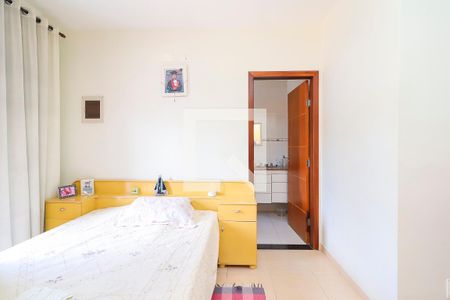 Quarto 1 - Suíte de casa à venda com 4 quartos, 270m² em Jardim Nossa Senhora do Carmo, São Paulo