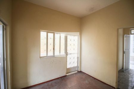 Sala de casa para alugar com 1 quarto, 51m² em  Juscelino, Nova Iguaçu