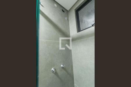 Banheiro Social de apartamento para alugar com 2 quartos, 51m² em Hauer, Curitiba