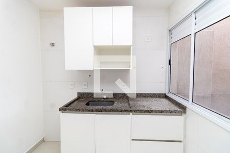 Sala/Cozinha de apartamento para alugar com 2 quartos, 43m² em Vila Constança, São Paulo