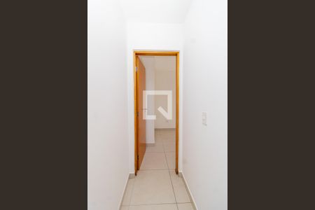 Corredor - Quartos de apartamento para alugar com 2 quartos, 43m² em Vila Constança, São Paulo