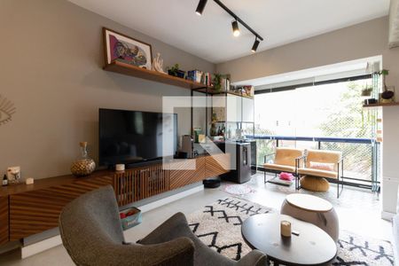 Sala de apartamento à venda com 2 quartos, 84m² em Vila Gumercindo, São Paulo