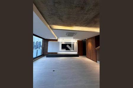 Apartamento para alugar com 2 quartos, 135m² em Cerqueira César, São Paulo