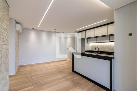 Sala de apartamento para alugar com 2 quartos, 70m² em Parada Inglesa, São Paulo