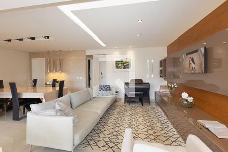 Sala de TV de apartamento à venda com 3 quartos, 128m² em Vila da Serra, Nova Lima