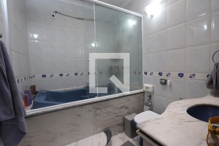 Banheiro da Suíte de casa à venda com 3 quartos, 300m² em Chácara Belenzinho, São Paulo