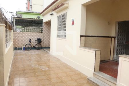 Casa para alugar com 2 quartos, 120m² em Centro, Nova Iguaçu