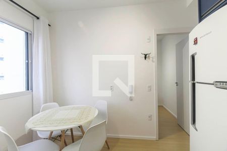 Sala/Cozinha de apartamento para alugar com 2 quartos, 25m² em Vila Ema, São Paulo