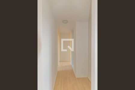 Corredor de apartamento à venda com 3 quartos, 56m² em Igara, Canoas