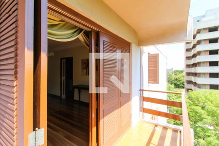 Sala 1 de apartamento à venda com 4 quartos, 185m² em Centro, Canoas