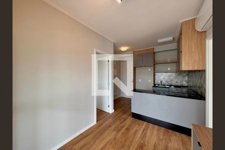 Sala de apartamento para alugar com 2 quartos, 47m² em Santo Amaro, São Paulo