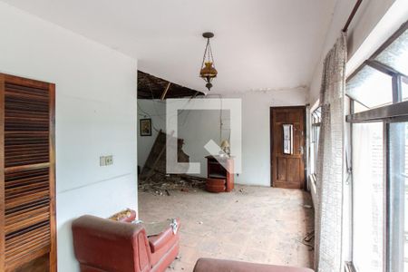 Sala de casa para alugar com 1 quarto, 300m² em Vila Irmaos Arnoni, São Paulo