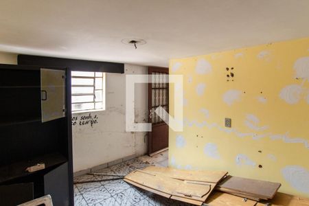 Quarto 2 de casa para alugar com 1 quarto, 300m² em Vila Irmaos Arnoni, São Paulo