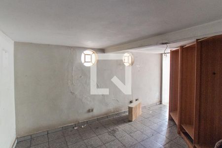 Quarto 1 de casa para alugar com 1 quarto, 300m² em Vila Irmaos Arnoni, São Paulo