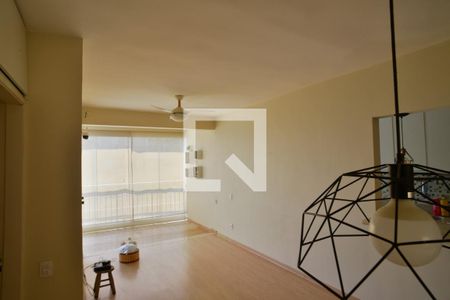 Sala de apartamento para alugar com 2 quartos, 90m² em Barra da Tijuca, Rio de Janeiro