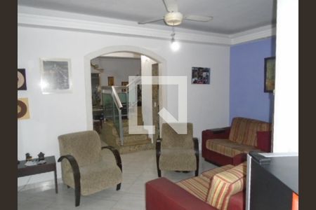 Sala de casa de condomínio para alugar com 3 quartos, 211m² em Jacarepaguá, Rio de Janeiro