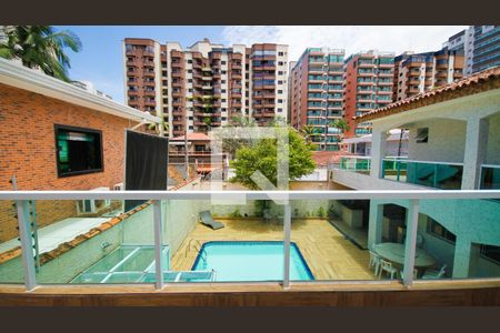 Varanda de casa para alugar com 6 quartos, 600m² em Canto do Forte, Praia Grande
