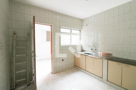 Casa à venda com 3 quartos, 60m² em Vila Alexandria, São Paulo