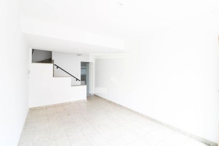 Casa à venda com 3 quartos, 60m² em Vila Alexandria, São Paulo