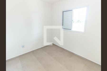 Quarto 1 de apartamento para alugar com 2 quartos, 42m² em Vila Bertioga, São Paulo