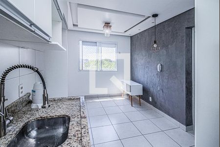 Sala/Cozinha de apartamento para alugar com 2 quartos, 35m² em Sacoma, São Paulo