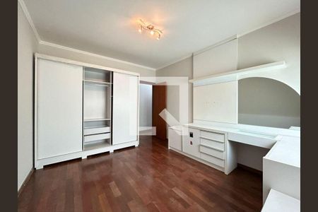 Casa à venda com 3 quartos, 144m² em Planalto Paulista, São Paulo