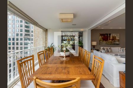 Apartamento à venda com 3 quartos, 185m² em Itaim Bibi, São Paulo