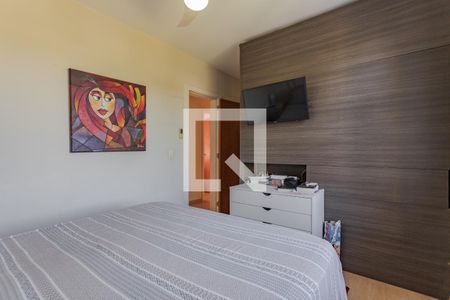 Suíte de casa de condomínio à venda com 3 quartos, 250m² em Vila Jardim, Porto Alegre