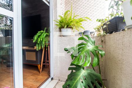 Varanda de apartamento à venda com 2 quartos, 54m² em Jardim Tupanci, Barueri