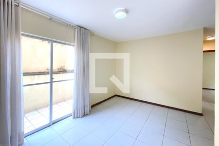 Sala de apartamento para alugar com 2 quartos, 96m² em Sagrada Família, Belo Horizonte