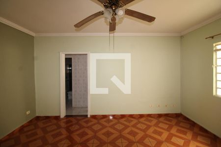 Sala 2 de casa para alugar com 3 quartos, 150m² em Chora Menino, São Paulo