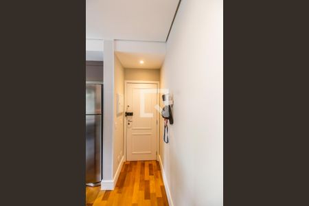 Entrada de apartamento à venda com 3 quartos, 94m² em Alphaville, Santana de Parnaíba