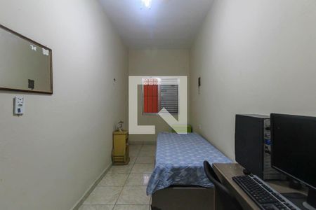 Quarto 2 de casa para alugar com 7 quartos, 200m² em São Lucas, São Paulo