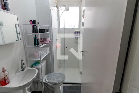Banheiro de apartamento para alugar com 2 quartos, 28m² em Jardim Monte Alegre, São Paulo