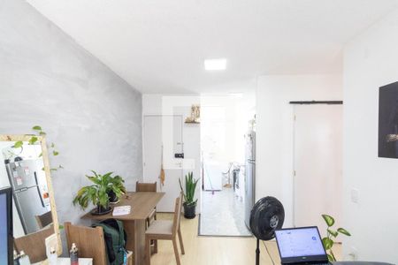 Sala de apartamento para alugar com 2 quartos, 46m² em Santíssimo, Rio de Janeiro