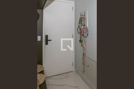 Entrada de apartamento à venda com 3 quartos, 100m² em Parque Industrial Tomas Edson, São Paulo