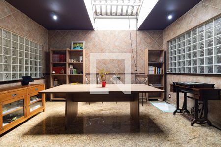 Salão  de casa para alugar com 4 quartos, 258m² em Vila Moinho Velho, São Paulo