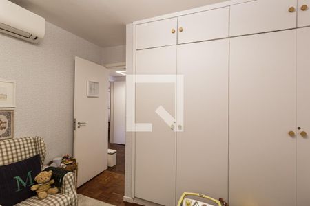 Quarto 1 de apartamento à venda com 3 quartos, 115m² em Moema, São Paulo