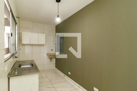 Cozinha e Área de Serviço de apartamento para alugar com 1 quarto, 49m² em Parque Edu Chaves, São Paulo