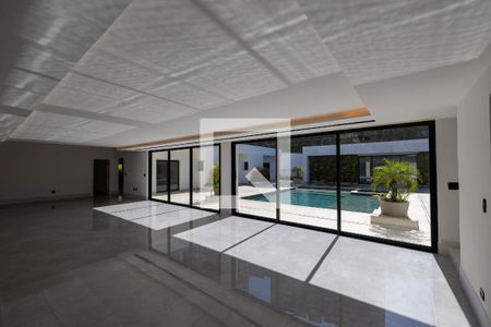 Sala de casa de condomínio à venda com 4 quartos, 640m² em Alphaville Residencial Dois, Barueri