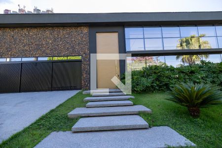 Fachada da Casa de casa de condomínio à venda com 4 quartos, 640m² em Alphaville Residencial Dois, Barueri