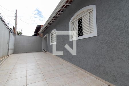 Área externa de casa à venda com 2 quartos, 94m² em Jardim Nilópolis, Campinas