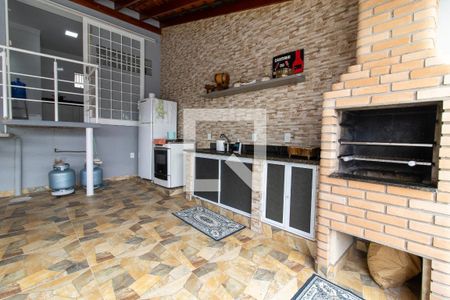Área externa de casa à venda com 2 quartos, 94m² em Jardim Nilópolis, Campinas