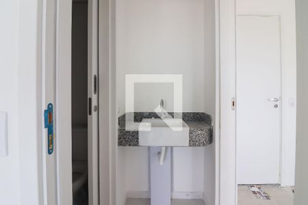 Banheiro de kitnet/studio à venda com 1 quarto, 40m² em Butantã, São Paulo