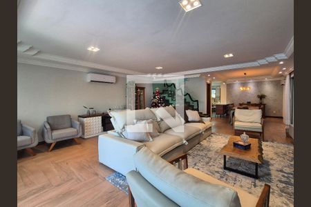 Sala  de casa de condomínio à venda com 4 quartos, 356m² em Recreio dos Bandeirantes, Rio de Janeiro