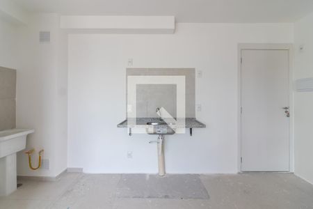 Sala e Cozinha de apartamento à venda com 2 quartos, 38m² em Vila Hebe, São Paulo