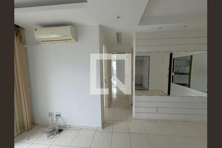 Corredor de apartamento para alugar com 2 quartos, 60m² em Engenho de Dentro, Rio de Janeiro