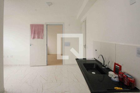 Cozinha de apartamento para alugar com 1 quarto, 34m² em Cidade São Mateus, São Paulo