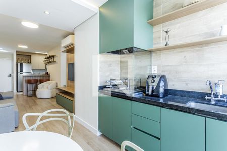 Sala de apartamento à venda com 2 quartos, 75m² em Indianópolis, São Paulo